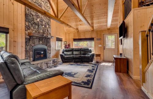 South Lake Tahoe House | Black Bear Hideaway