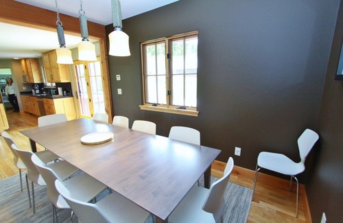 Bozeman House | Black Bear Ranch -Large home near Bozeman's Hyalite Canyon with peace & quiet