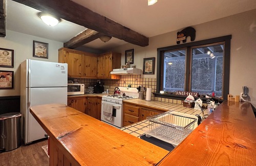 Montgomery Center Bed & Breakfast | Black Bear Suite - Amazing 2BR suite with deck overlooking the Trout River & only 7 minutes to Jay Peak Resort. With Breakfast Included!