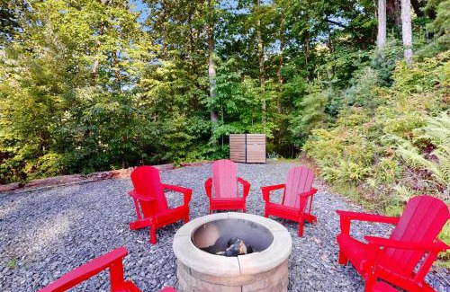 Ridgeline Vistas House | Black Bear Summit