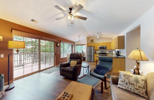 St Germain Apartment | Black Bear View