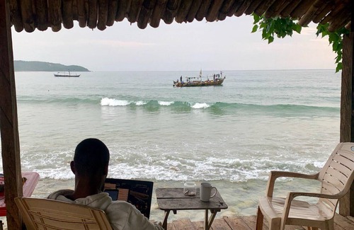 Busua Ski Chalet | Black Cotton Beach Houses