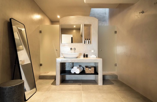 Akrotiri House | Black Diamond Suites - Adults Only