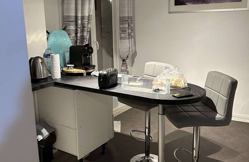 Le Blanc-Mesnil Apartment | BLACK GOLD RENTAL