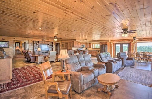 Hot Springs Resort | Black Hills 8-bedroom resort with VIEWS, Privacy, Tranquil, Wind Cave, Game room