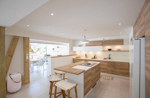 Quartier d Orleans Apartment | Black Pearl Marina View nAu Coeur de la Marina