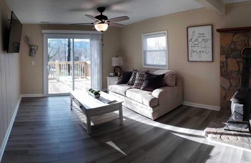 Mountain City House | Black Rock Mountain Get Away - Clayton, GA