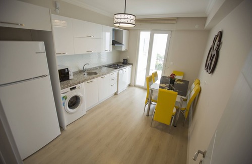 Arsin Apartment | Black Rose Apartment