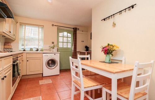 Thirsk Cottage | BLACK SHEEP COTTAGE, pet friendly in Thirsk