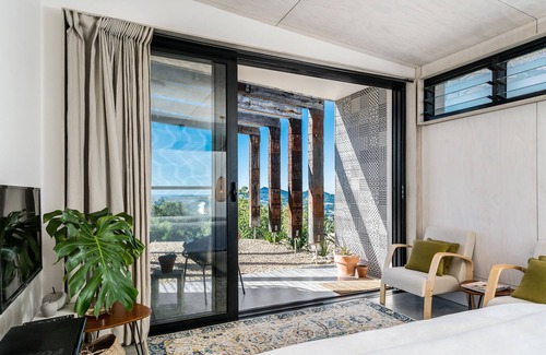 Mullumbimby Creek Bed & Breakfast | Blackbird