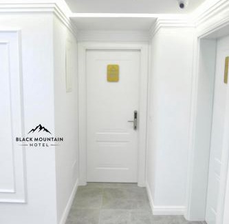 Bajram Curri Hotel | BlackMountain Hotel