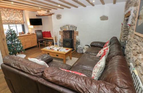Pembroke House | Blacksmiths Cottage
