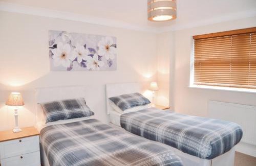 Ellesmere Apartment | Blackwater Meadow Apartment