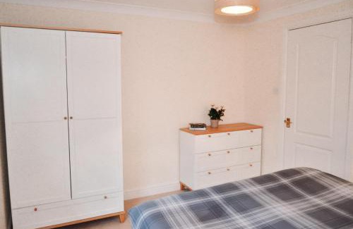 Ellesmere Apartment | Blackwater Meadow Apartment