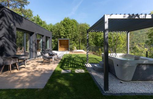 Kesztolc House | BLACKWOOD Vendégház