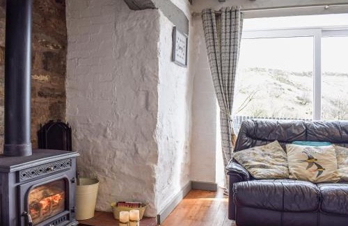 Caersws House | Blaen Y Cwm