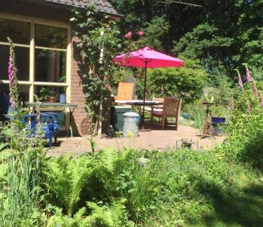 Ewijk House | Blauwe Lelie