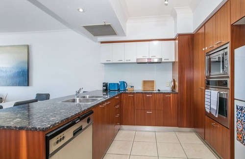 Surfers Paradise Apartment | Bliss At Renaissance