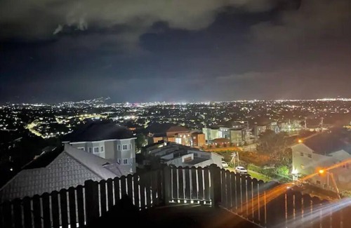 Molynes Gardens Condo | Bliss on the Hill - modern, spacious, and centrally located in Kingston!
