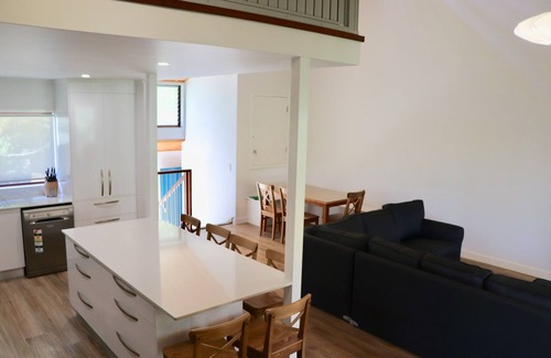 Fraser Island Villa | Blissful Banksia 534 Ocean views, 3 bed,2 bathroom,2 decks at Kingfisher Bay