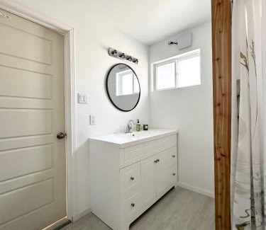 Port Mouton House | Blissful Oceanfront Cottage in Port Mouton