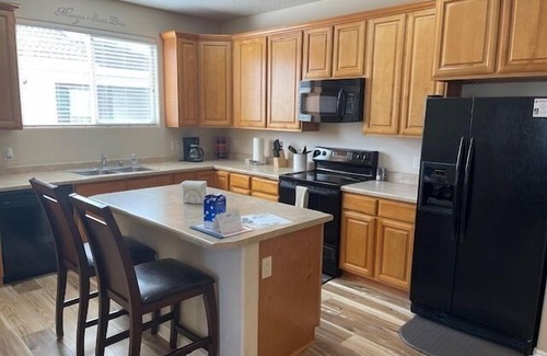 Mesquite Condo | Blossom Bungalow by Mesquite Vacation Rentals in the Heart of Mesquite with 2 Car Garage and $510 in free daily activities