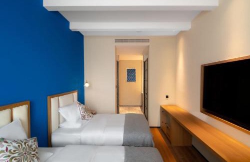 Xishan Hotel | Blossom Stockade Tien Lake Kunming