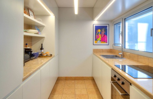 Povoa De Varzim House | Blue Bay, charming home