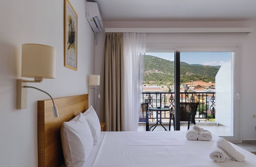 Nea Iraklitsa Hotel | Blue Bay Hotel