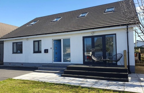 Trearddur Bay House | Blue Bay Villa in Trearddur Anglesey