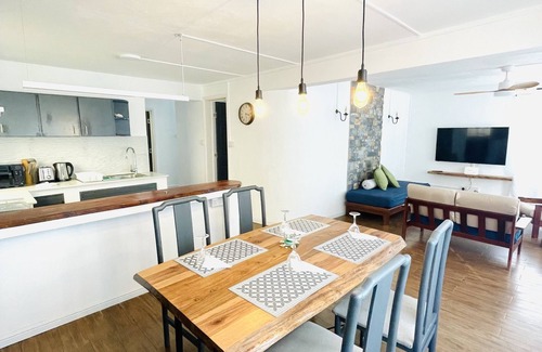 Blue Bay Apartment | Blue Beach Apartment, Holidays by the Sea!