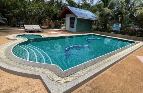 Bang Saphan Resort | Blue Beach Bungalow
