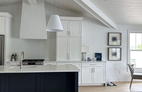 Lily Dale Cottage | Blue Canoe-Upscale Lake Cottage-Chautauqua-Lilydale-Luxury on the Lake