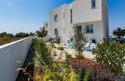 Geroskipou House | Blue Diamond Villa No.3 (Paphos 100 m from the beach)