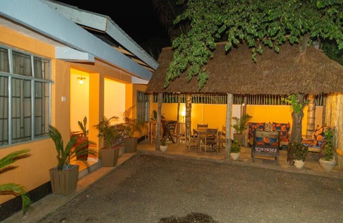 Arusha Bed & Breakfast | Blue Elephant House
