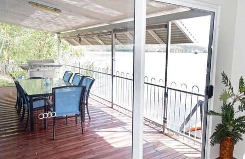 Lake Bennett House | Blue Haven at Lake Bennett