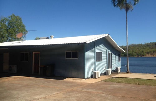 Lake Bennett House | Blue Haven at Lake Bennett