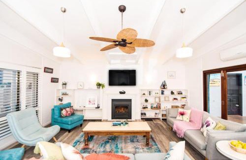 McCrae House | Blue Haven Pet Friendly Retreat