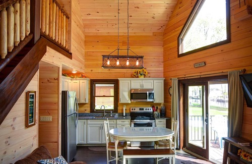Fremont Cabin | Blue Heron Lodge,Wolf River, Partridge Lake Channel Fremont Wisconsin