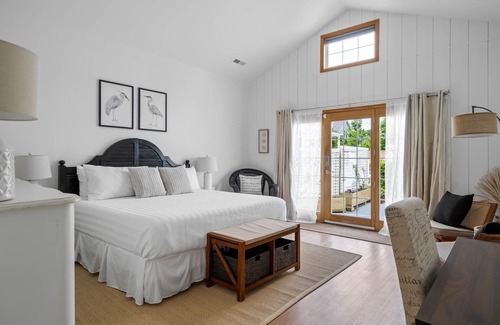 Rehoboth Beach Hotel | Blue Heron Room - Pool, Hot Tub, Sauna