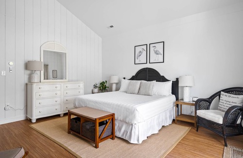 Rehoboth Beach Hotel | Blue Heron Room - Pool, Hot Tub, Sauna