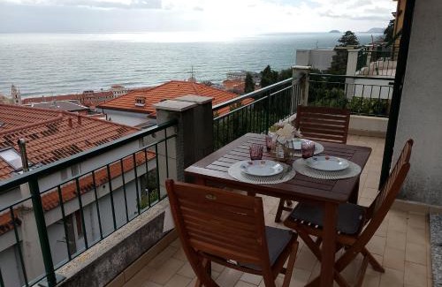 Pietra Ligure Apartment | Blue Horizon