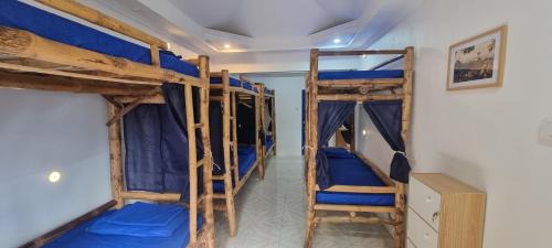 San Juan Hostel | Blue House Backpackers
