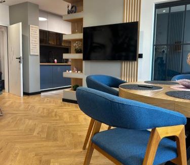 Lozenets Apartment | Blue Iris, 2BR, Workspace, Jacuzzi and Stunning Views