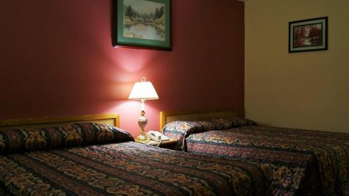 Otonabee-South Monaghan Hotel | Blue Jay Motel