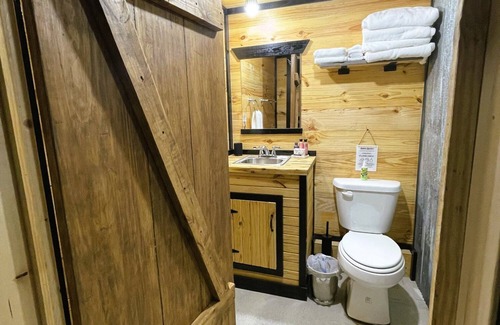 Powell Cabin | Blue Jean Cabin