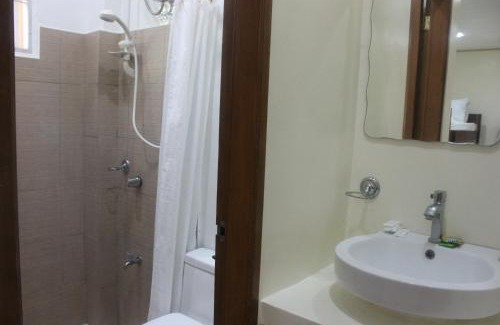 Puerto Princesa City Centre Resort | Blue Lagoon Inn & Suites