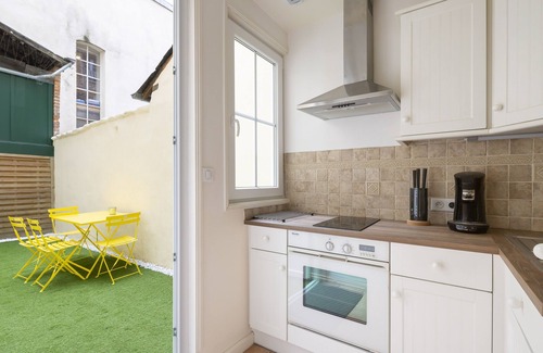 Saint-Helier Apartment | Blue Lagoon - One Bedroom Apartment, Sleeps 4