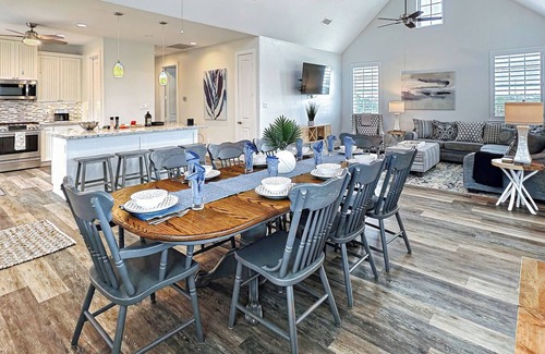 Pirates Beach House | Blue Lagoon Resort