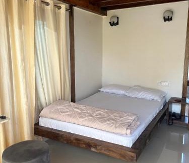Pasighat Hotel | Blue Lagoon Villa Pasighat